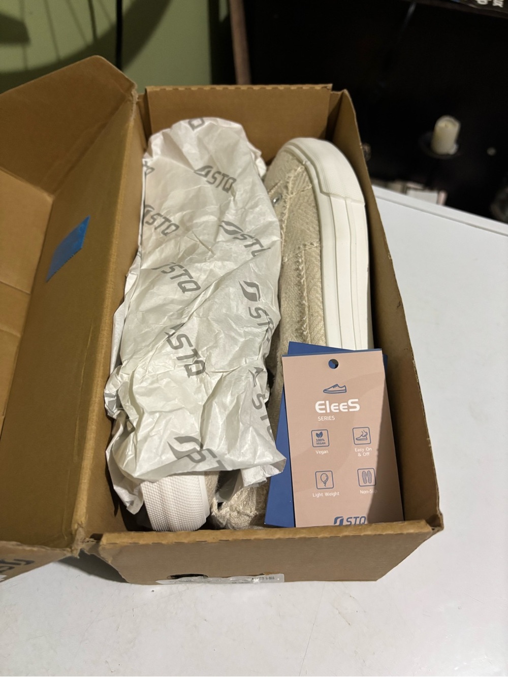 Casual Slip-On Women's Sneakers - Cream Canvas - Picture 5 of 6